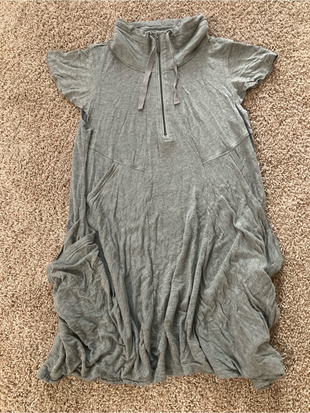 Kensie Gray Short-sleeve Midi Dress with Half-zip, Drawstring Funnel Neck, S/M
